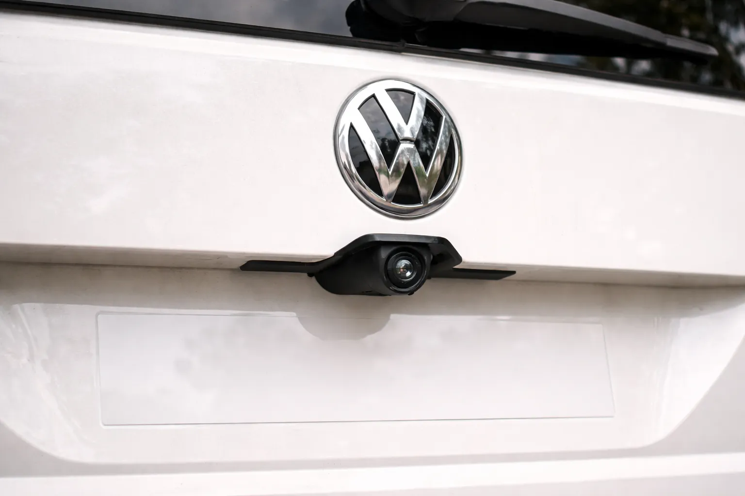 Rückfahrkamera mit Display für VW T6 Camper nachrüsten – sicheres Einparken